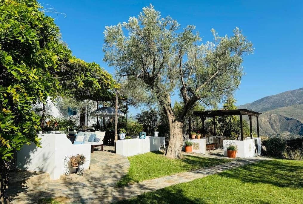 Almond Hill House Villa Орхива Екстериор снимка