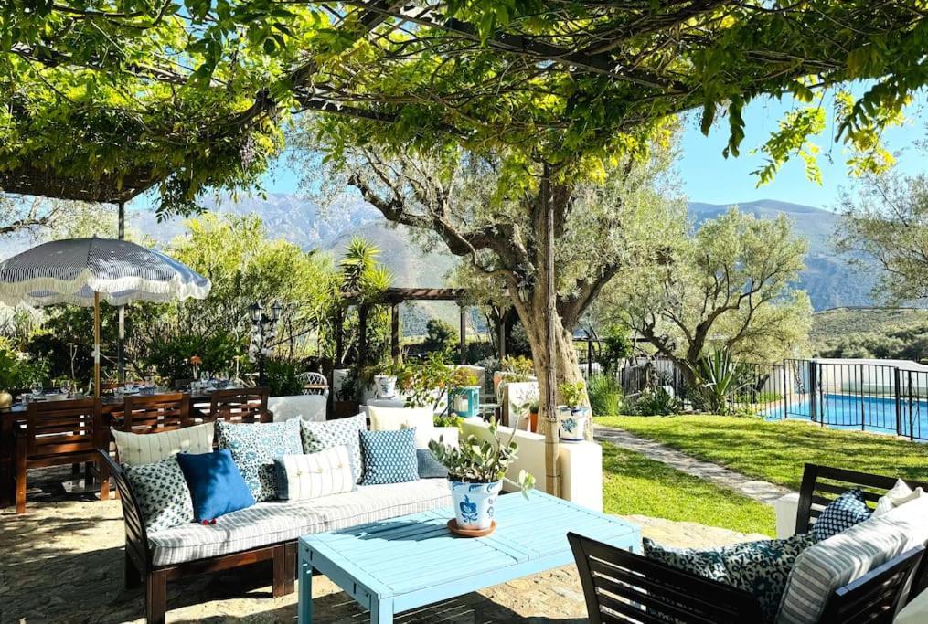 Almond Hill House Villa Орхива Екстериор снимка